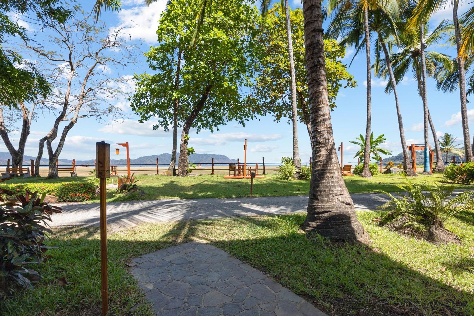 Tambor Tropical Beach Resort- Adults Only Экстерьер фото